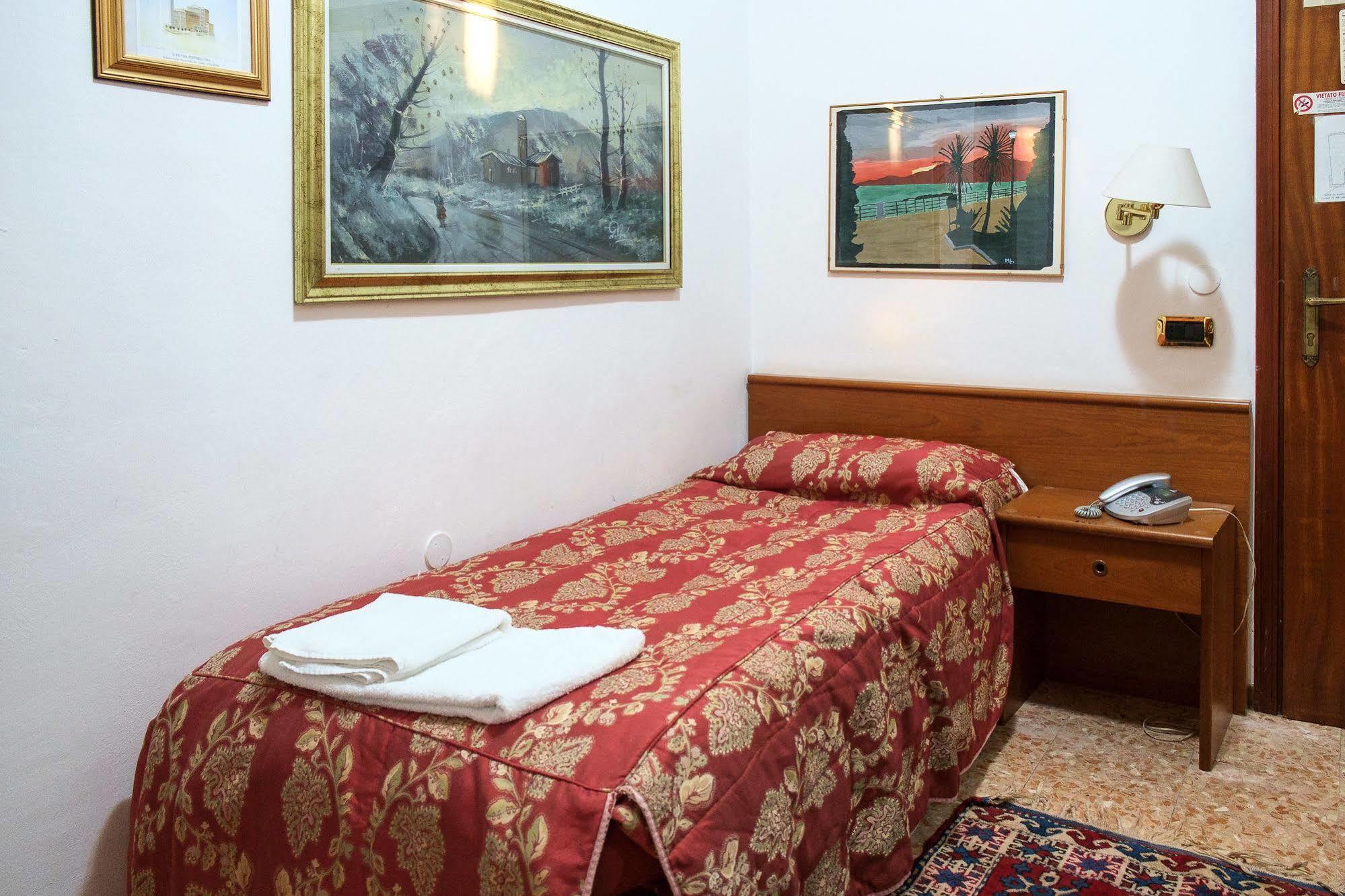 Vip Hotel Piacenza Ngoại thất bức ảnh